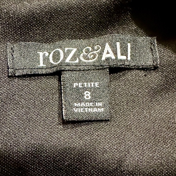 ROZ & ALI, NWOT, WOMENS, SLEEVELESS DRESS IN BLACK, PINK & WHITE. SIZE 8P - Picture 8 of 10